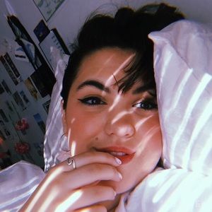 Meet your Posher, Sonia